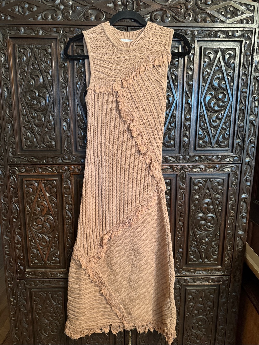 dh NEW YORK Sleeveless Fringe Knit Maxi Dress in Light Brown Size M